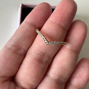 Pandora Sparkling Wish Bone